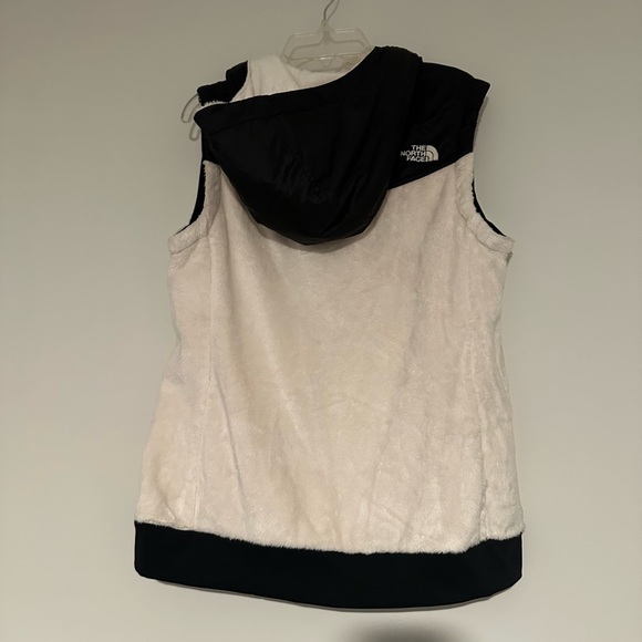 The North Face Furry Vest w/Hood Women's Small Ivory Black Full Zip Vest - Picture 2 of 6